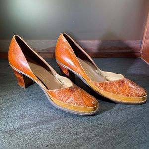 Vintage ‘50’s Alligator Shenanigans pumps (Vintage Sz 7.5) runs small